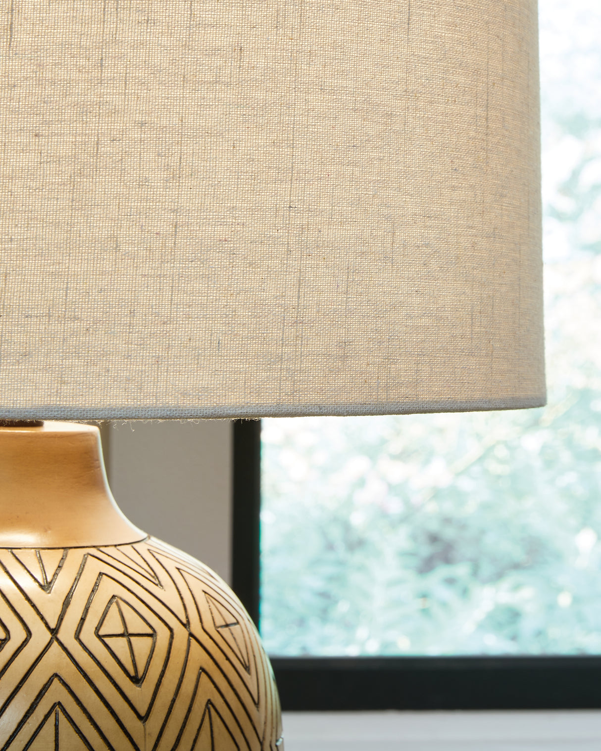 Jairgan Tan/Black Table Lamp from Ashley - Luna Furniture