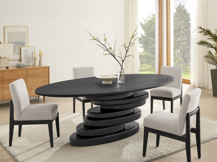 Moriah Dining Table Black from Meridian - Luna Furniture