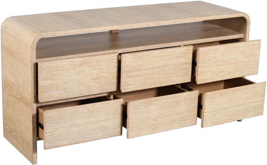 Cresthill Natural Oak Wood Dresser from Meridian - Luna Furniture