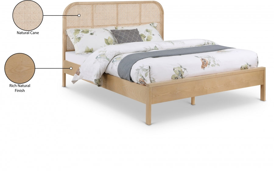 Siena Natural Ash Wood King Bed from Meridian - Luna Furniture