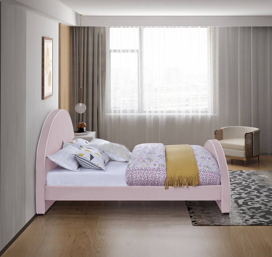 Brody Pink Velvet Full Bed from Meridian - Luna Furniture