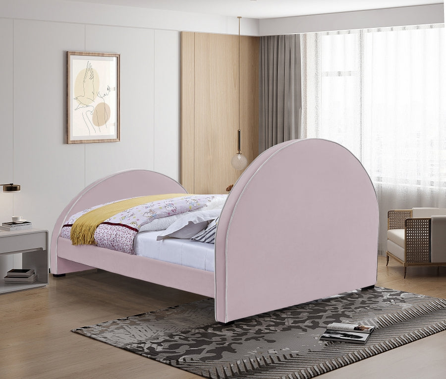 Brody Pink Velvet Full Bed from Meridian - Luna Furniture