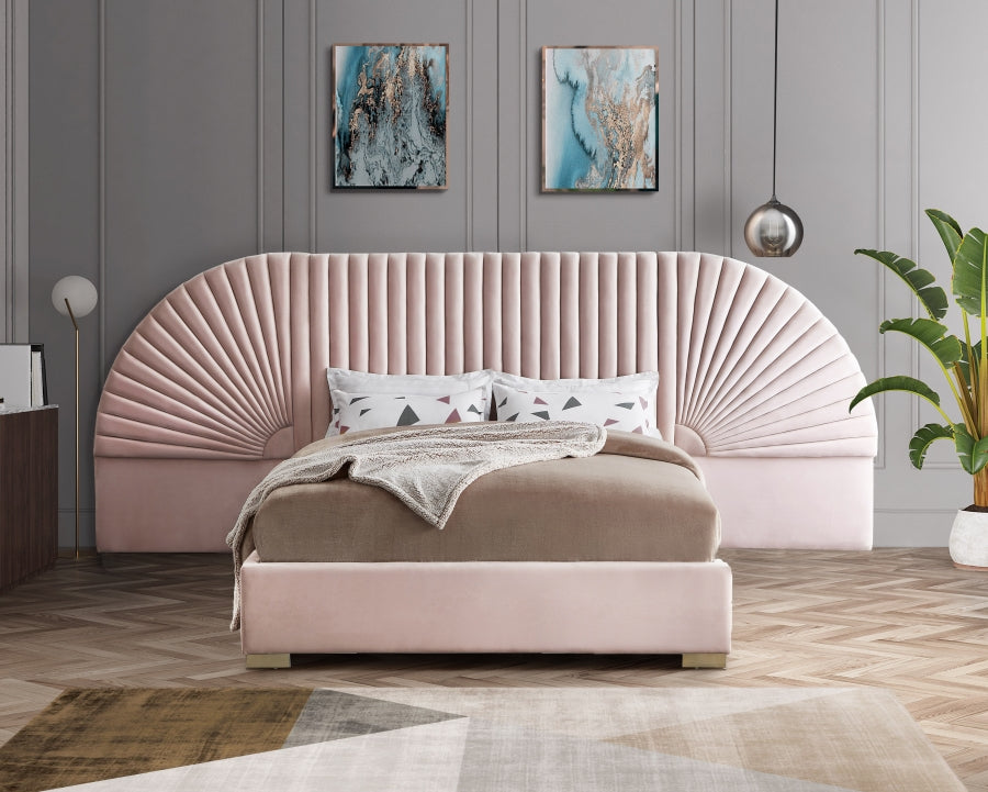 Cleo Pink Velvet Queen Bed from Meridian - Luna Furniture