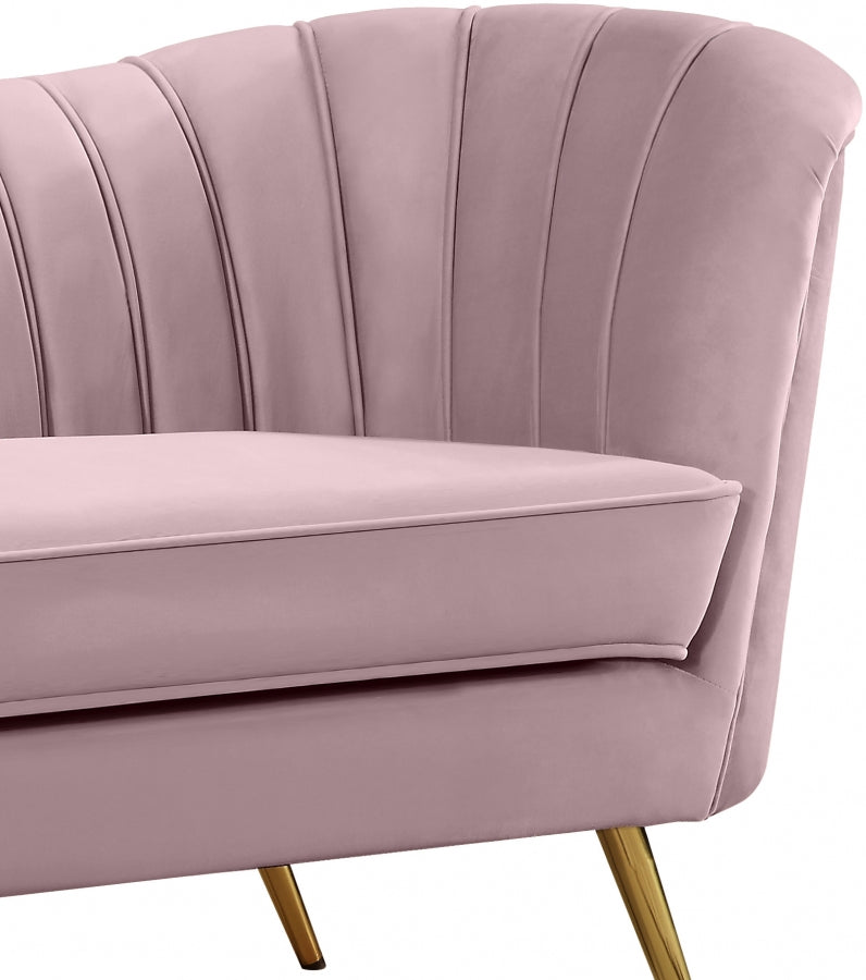 Margo Pink Velvet Loveseat from Meridian - Luna Furniture