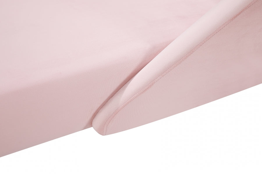 Nolan Pink Velvet Chaise from Meridian - Luna Furniture