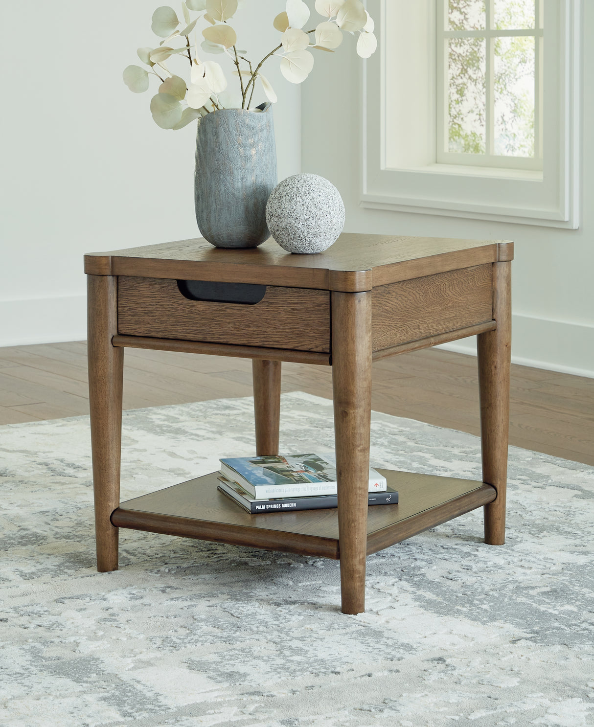 Roanhowe Brown End Table - T769-3 - Luna Furniture