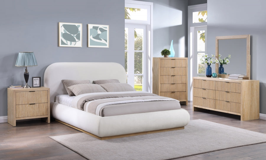 Vaughn Linen Textured Queen Bed Cream from Meridian - Luna Furniture