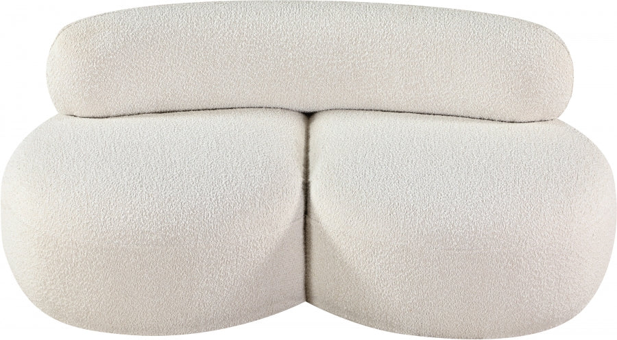 Venti Boucle Fabric Loveseat Cream from Meridian - Luna Furniture