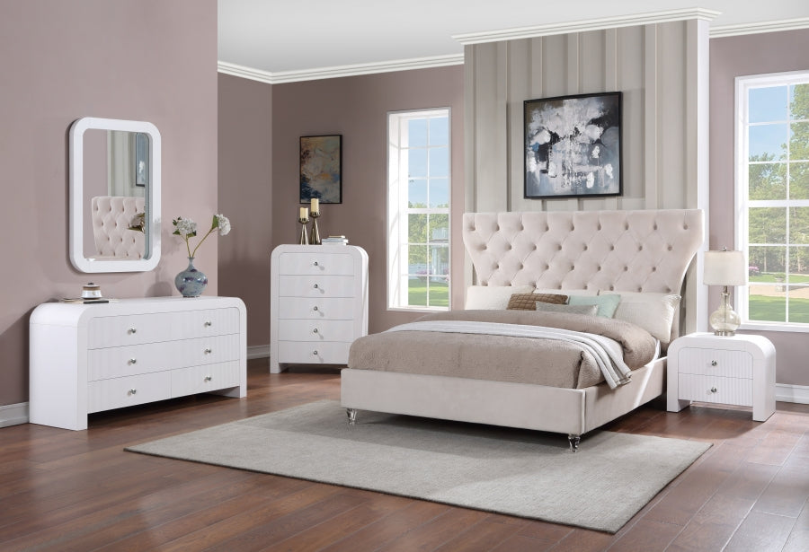 Artisto White Dresser from Meridian - Luna Furniture