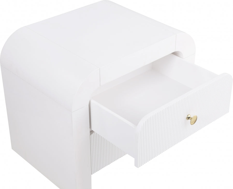 Artisto White Nightstand from Meridian - Luna Furniture