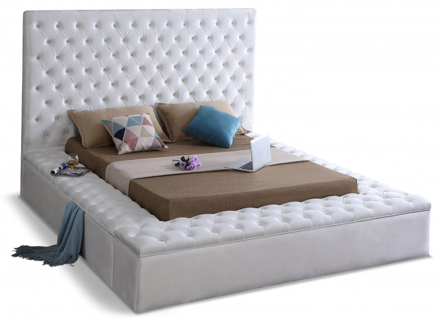 Bliss White Velvet Full Bed from Meridian - Luna Furniture