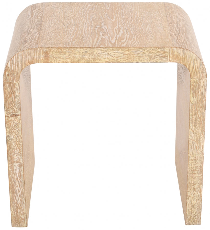 Cresthill White End Table from Meridian - Luna Furniture