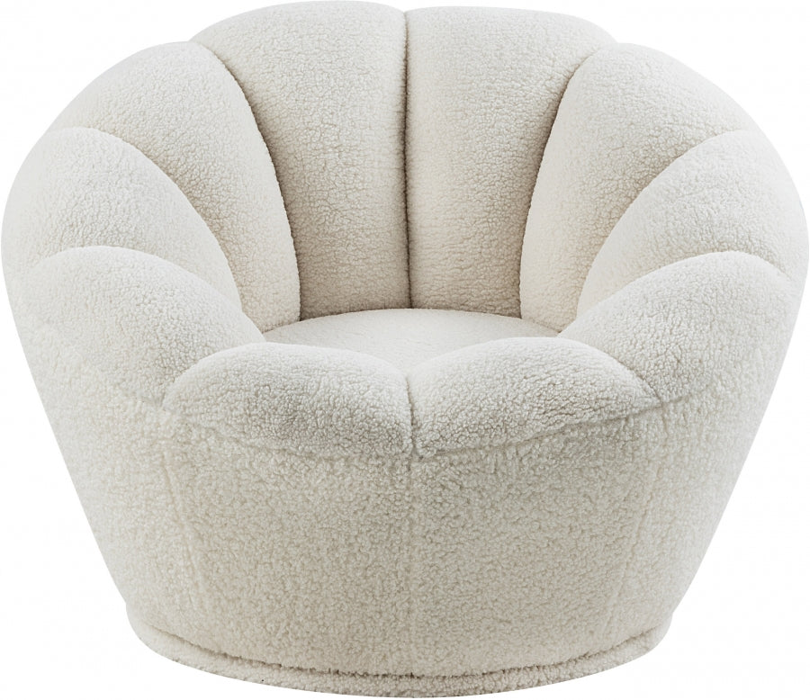 Dream White Faux Sheepskin Fur Accent Chair from Meridian - Luna Furniture