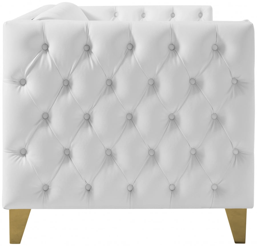 Michelle White Faux Leather Sofa from Meridian - Luna Furniture