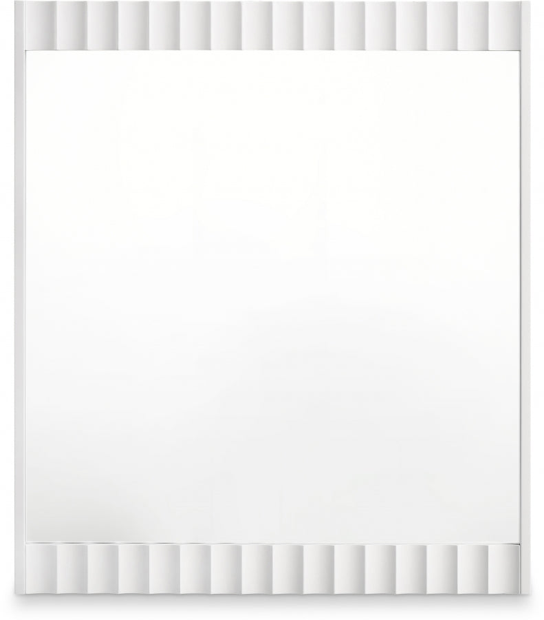 Modernist White Mirror from Meridian - Luna Furniture