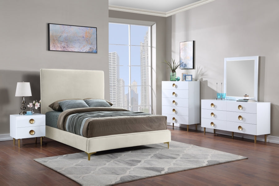 Zayne White Dresser from Meridian - Luna Furniture